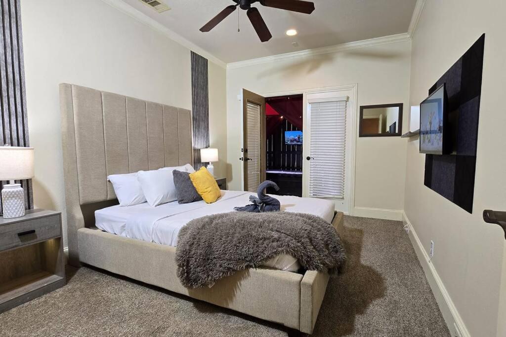 Modern Galleria Gem Private Jacuzzi 3 Br Houston Exterior foto